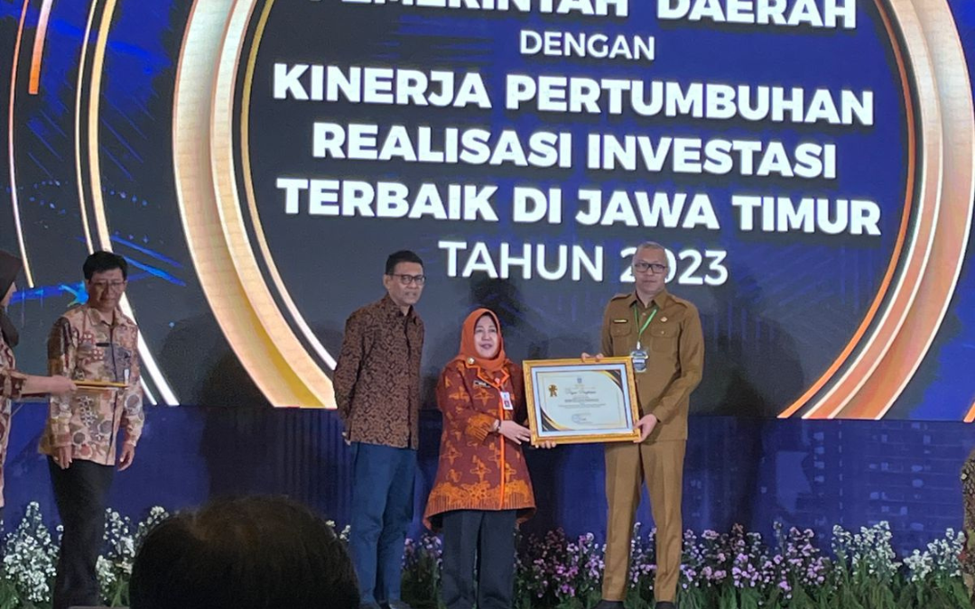 Penghargaan terkait Peningkatan Realisasi Investasi di Jawa Timur